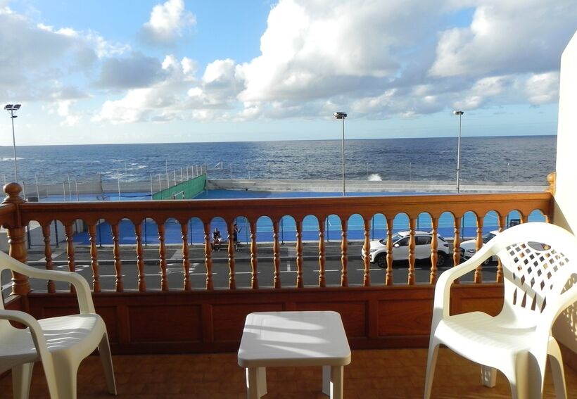 Apartment located directly by the sea