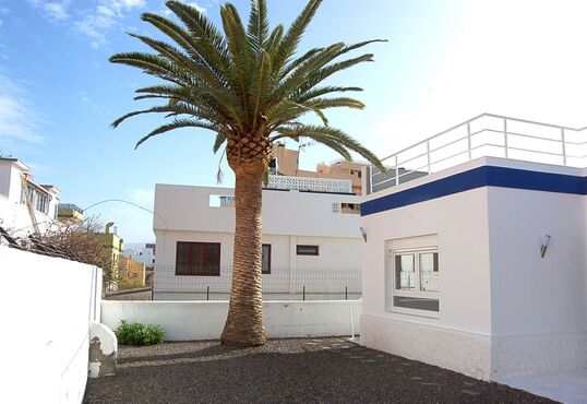 Modern bungalow in the heart of Puerto de la Cruz