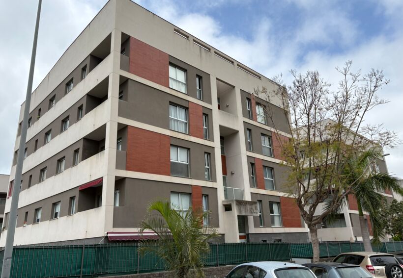 Top floor flat with panoramic views