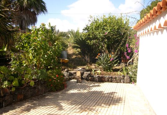 Enchanting finca with impressing views