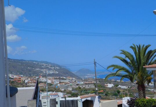 Townhouse with beautiful view of the Atlantic