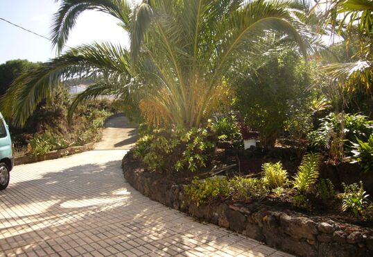 Enchanting finca with impressing views